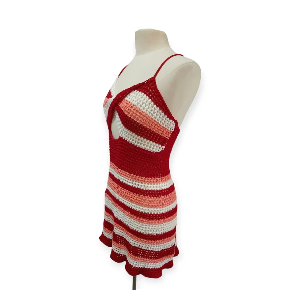 Crochet Swim Cover Up - Picture 6 of 9